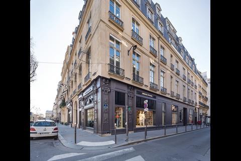 The aim is to mark the fact that booksellers in the area have been in catastrophic decline